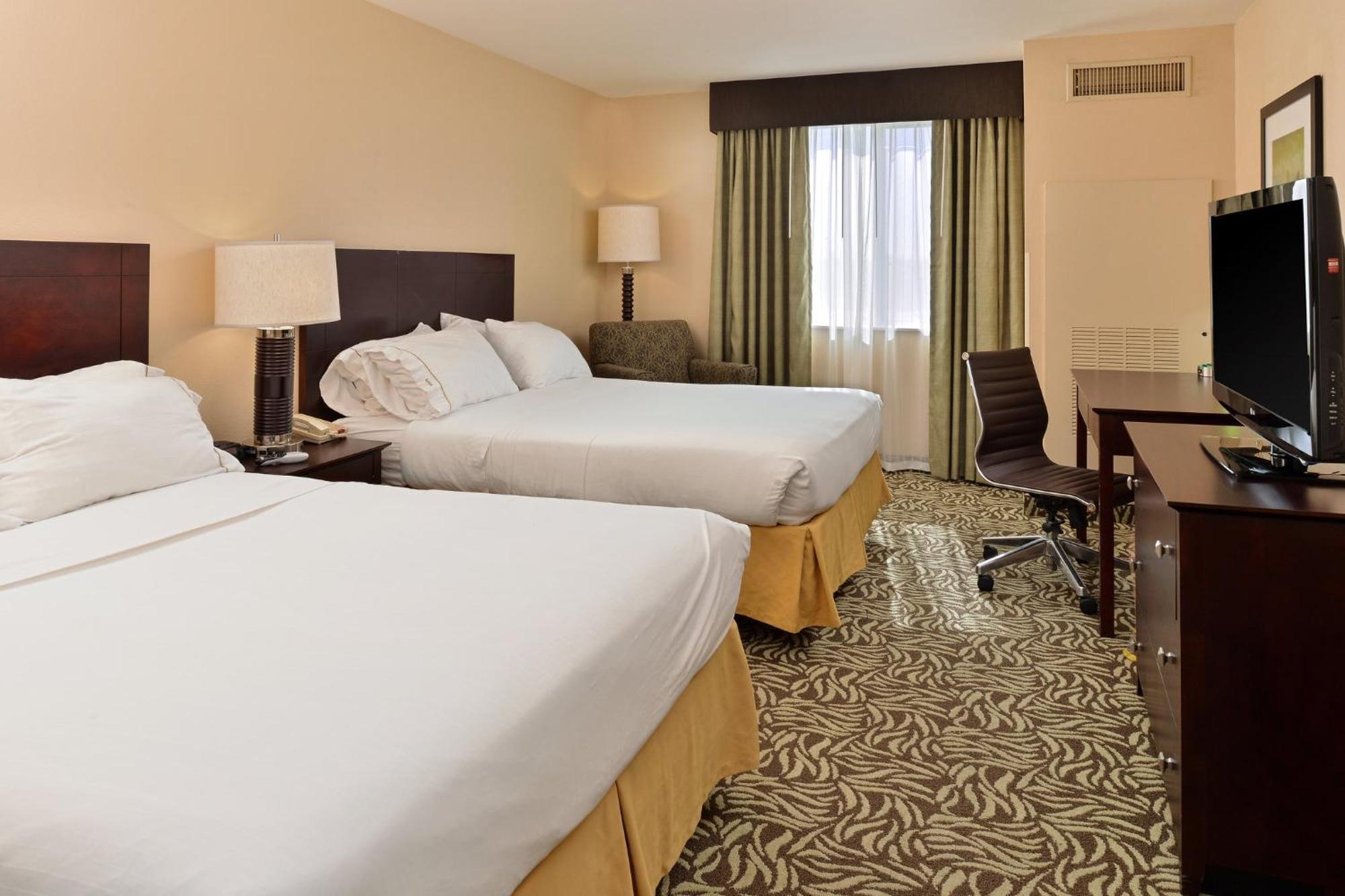 Express River Park Highway 41 By Ihg 3* Fresno