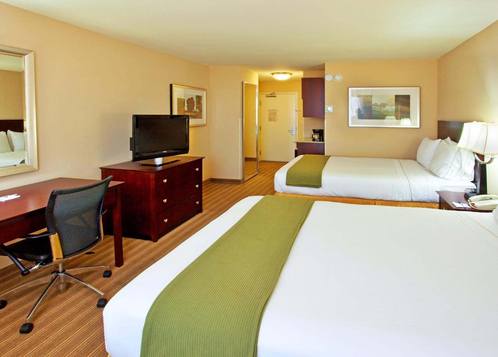 Express River Park Highway 41 By Ihg Hotel Fresno